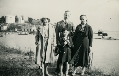 Gruppfoto med makarna Höglund