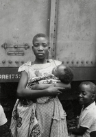 Kongoleansk kvinna med barn
