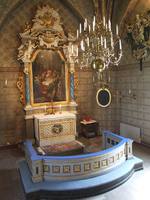Helgarö kyrka, altaruppsats
