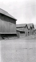 Hamnen i Nyköping år 1915, magasin vid skeppsbron