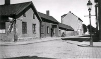 Gatubild vid Ekblads hörna, Skjutsaregatan 13-21 i Nyköping