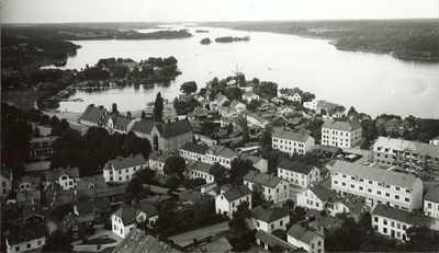 Strängnäs, utsikt från domkyrkotornet åt nordnordväst.