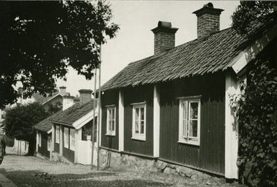 Strängnäs, Gyllenhjelmsgatan 8-10