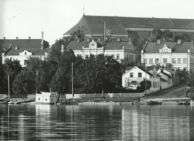 Kihlströms badhus och färjeläget i Strängnäs
