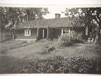 Äldre mangårdsbyggnad vid Tröskartorp, Årdala socken, 1940-tal