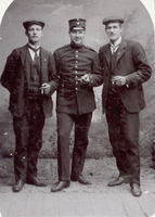 Porträtt på tre män