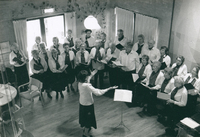 Klangen sjunger i Franciskuskapellet i Nyköping , januari 1998