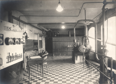 Maskinrum  på Nyköpings bryggeri, 1927
