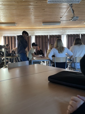 Elever på lektion, Europaskolan Rogge år 2022
