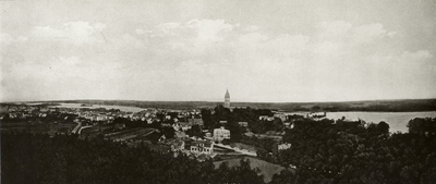 Panoramabild över Strängnäs från Långberget.