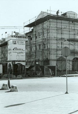 Affärshuset Präntaren i Strängnäs under byggnad.