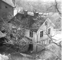 Litet hus vid Östra Kyrkogatan 12 i Nyköping år 1949