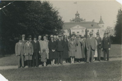 Gruppfoto vid Sparreholms slott
