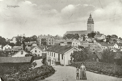 Utsikt från väderkvarnen åt SO över Kvarnbackens hus och Kyrkberget.