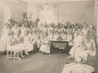 Personal på Kullbergska ca 1930