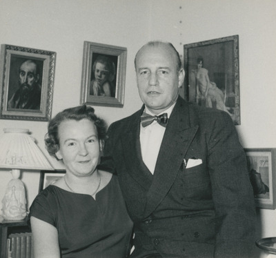 Eivor och Peter Gemzell under lysningsdagen 1955