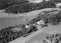 Flygbild - Bogsta kyrka, 1951