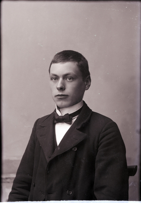 Porträtt, Fritz Johansson, Skenäs, 1906