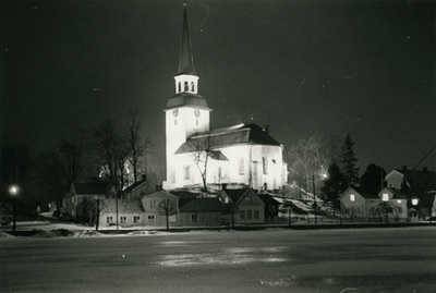 Mariefreds kyrka i ny fasadbelysning