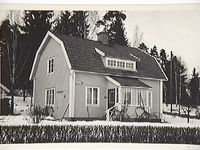 Ålberga telefonstation tillkom 1917.